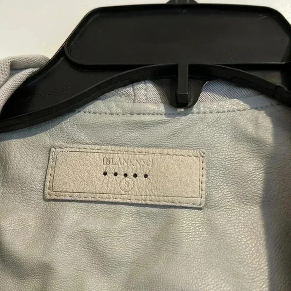 BlankNYC Gray Faux Leather Knit, Asymmetrical Zip Jacket Sz S - Picture 3 of 7